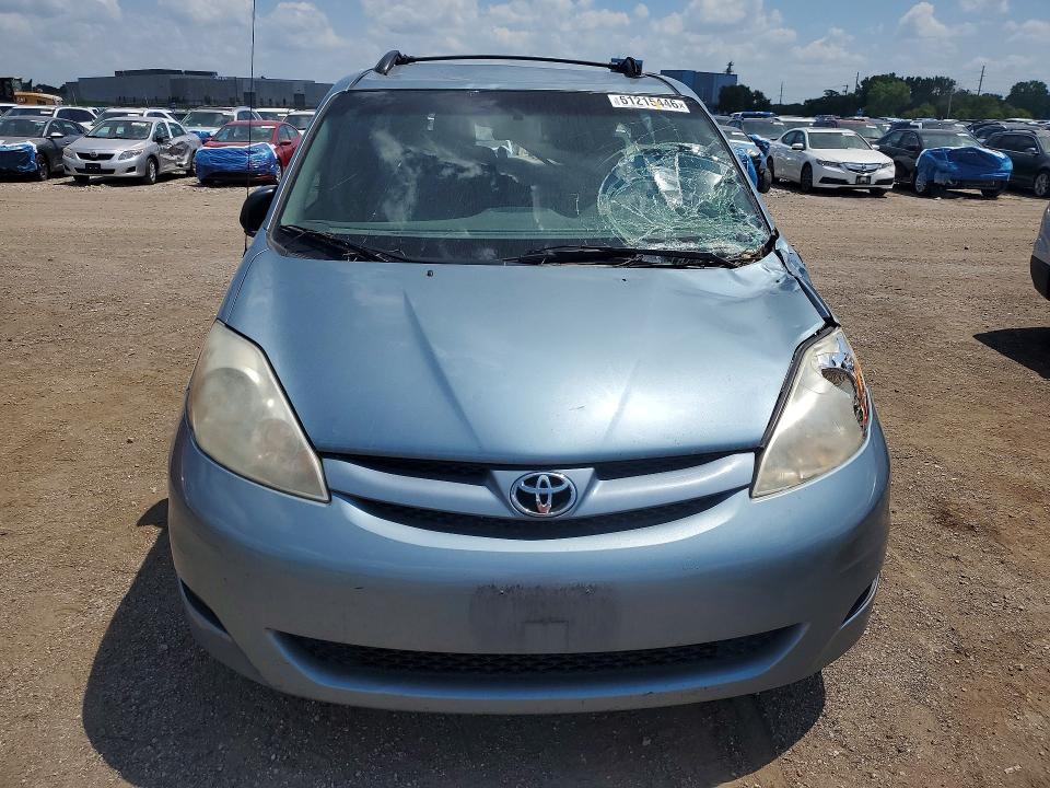2008 Toyota Sienna le 7-passenger