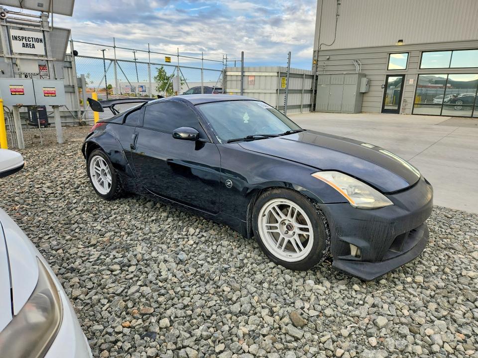2005 Nissan 350z Base
