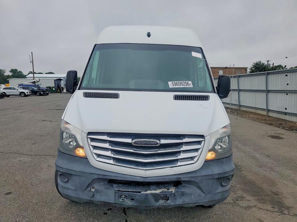 2015 Freightliner Sprinter 2500 Delivery Van