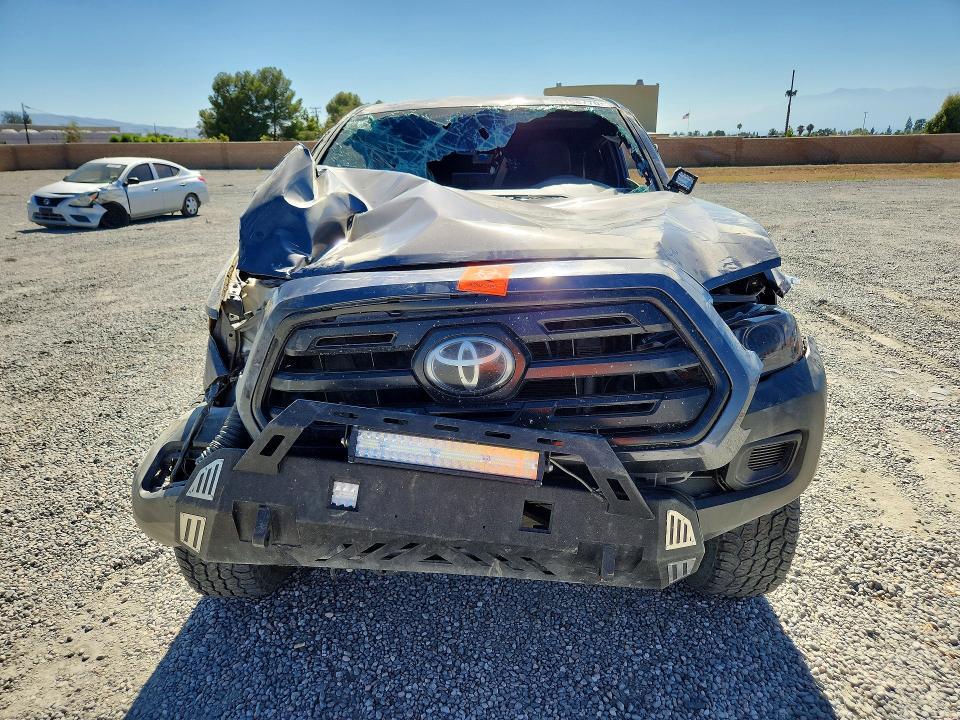 2019 Toyota Tacoma SR