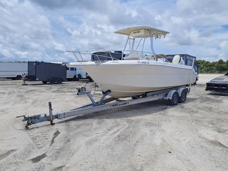 2002 Wellcraft Boat 25-Boat