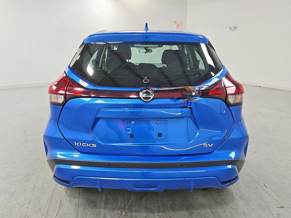 2021 Nissan Kicks sv