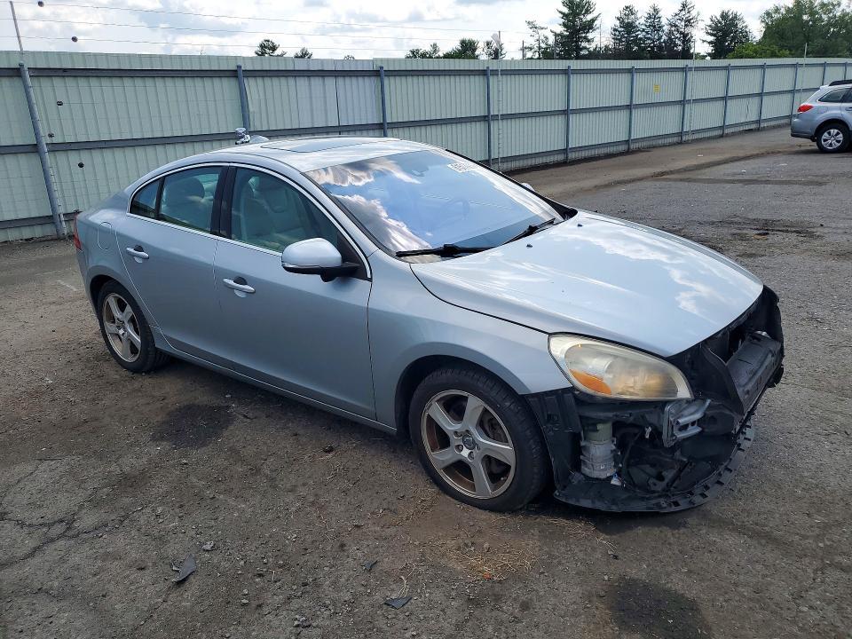 2013 Volvo S60 T5