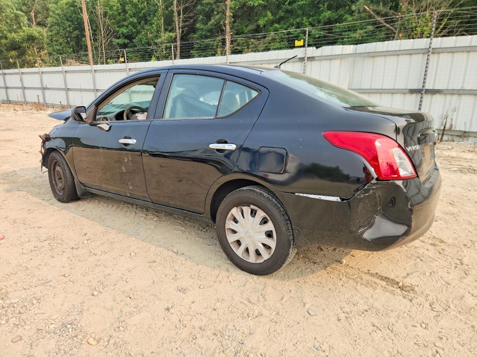 2012 Nissan Versa 1.6 s