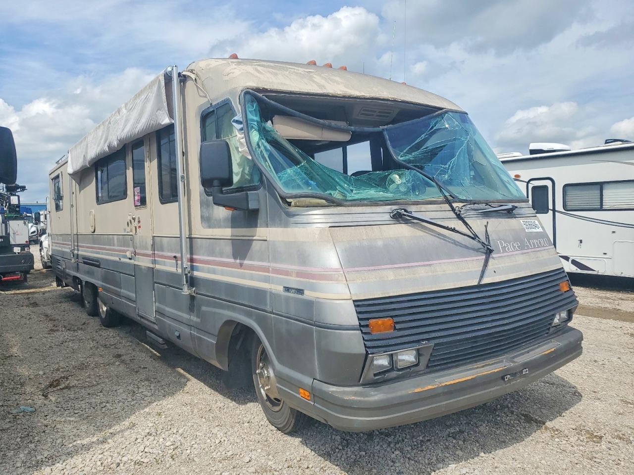 1990 Chevrolet P Series RV