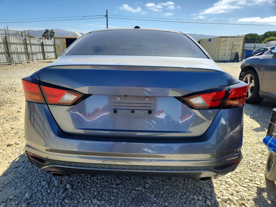 2019 Nissan Altima sr