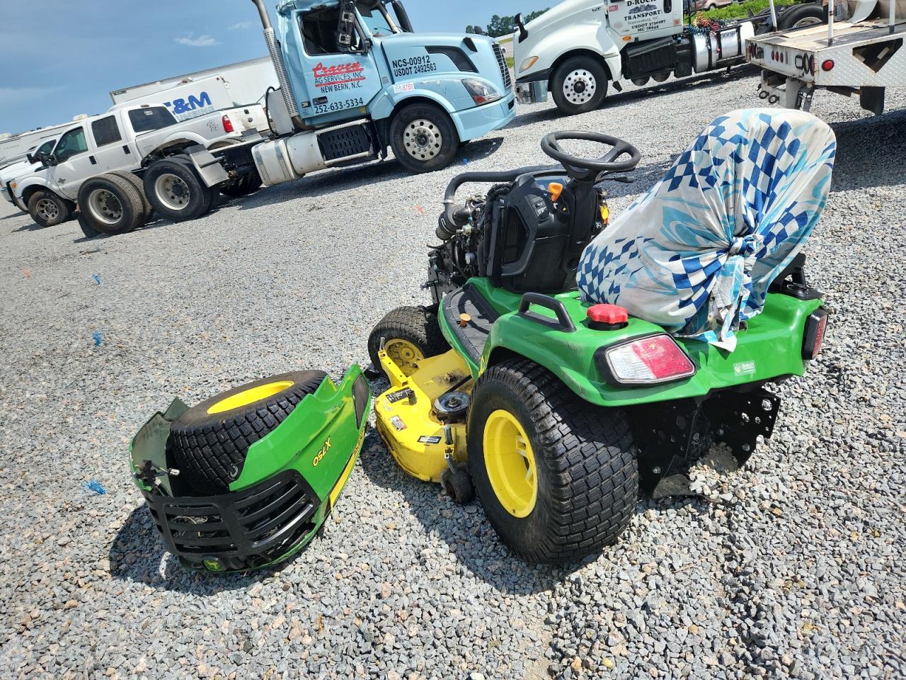 2022 John Deere X750 Lawn Mower