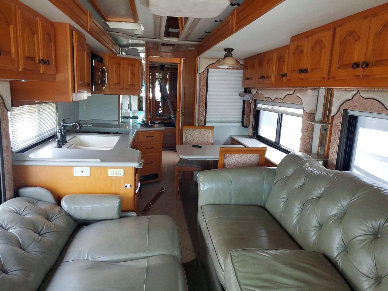 2005 Spartan Fleetwood RV