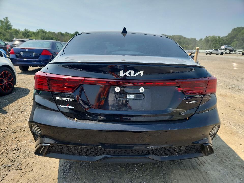 2023 KIA Forte gt Line