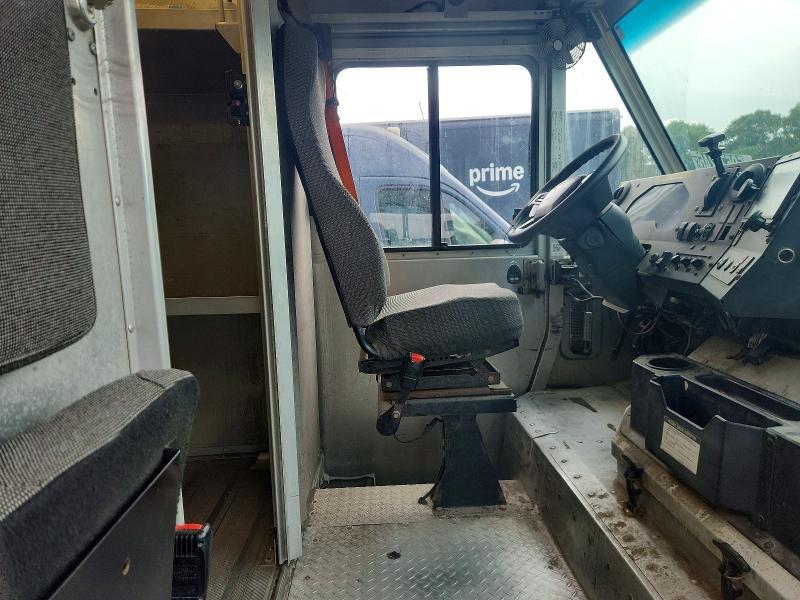 2021 Ford F59 Delivery Truck