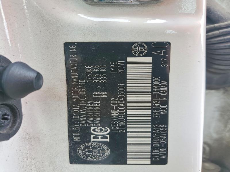 2010 Toyota Matrix Base