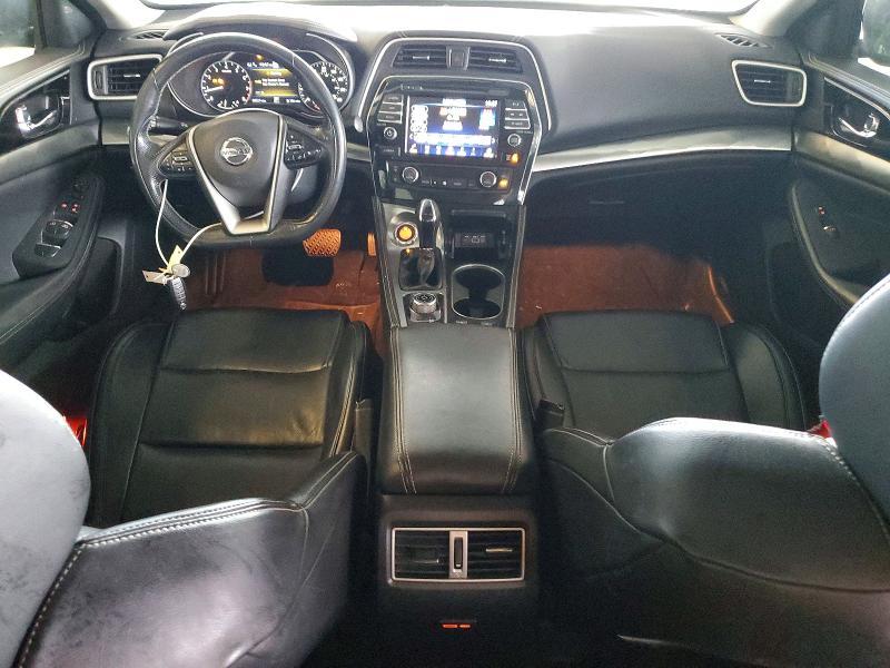 2021 Nissan Maxima sv