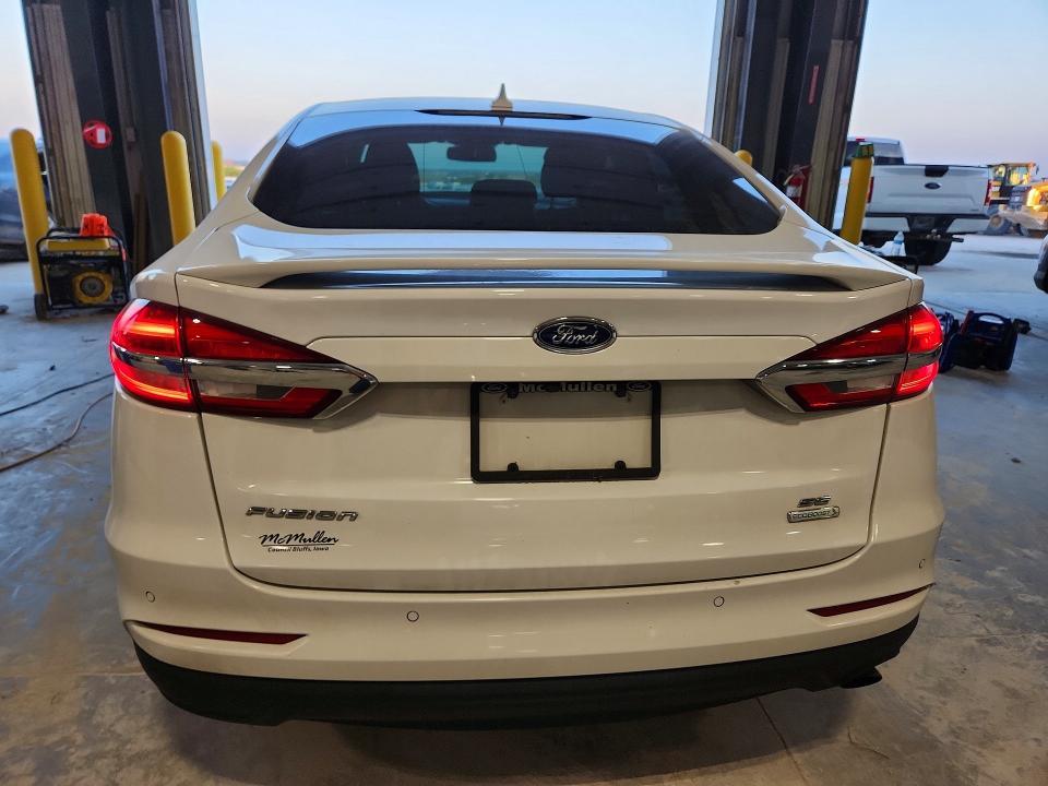 2019 Ford Fusion se