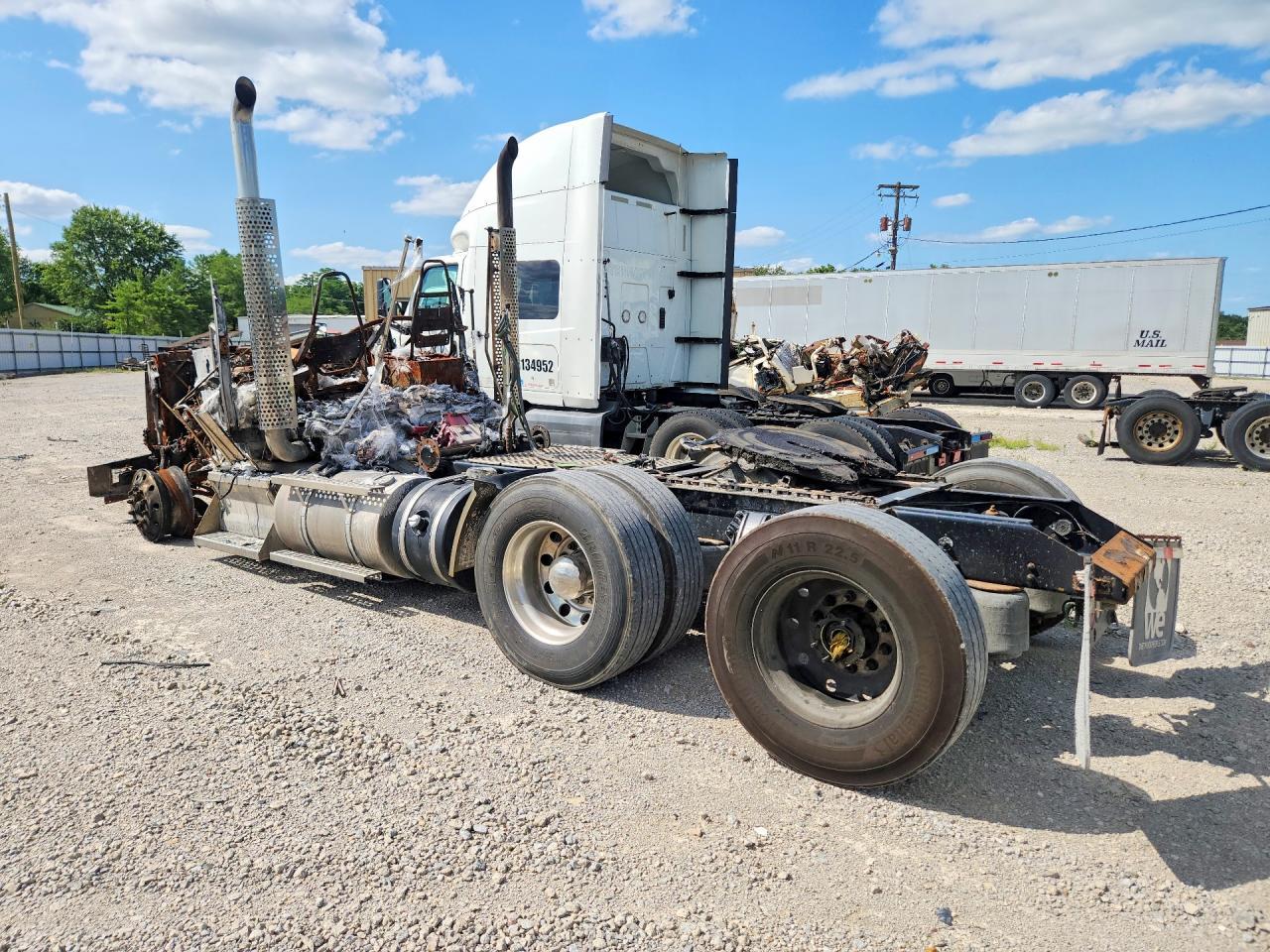 2011 Kenworth T800 Semi Truck