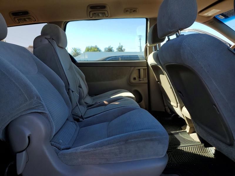 2008 Toyota Sienna ce 8-passenger
