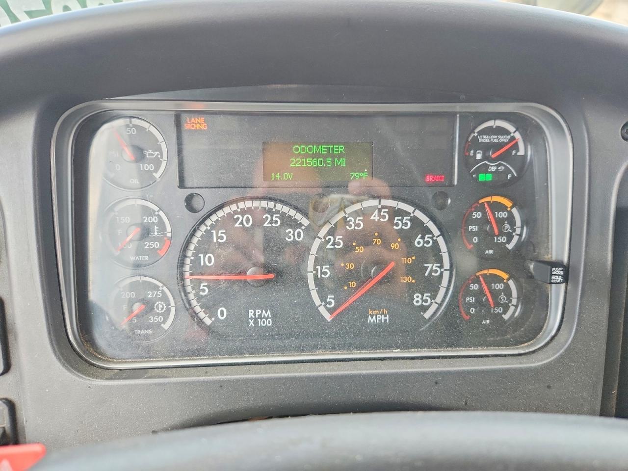2019 Freightliner Business Class M2 BOX Truck