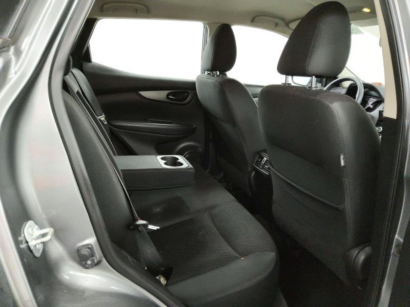 2017 Nissan Rogue Sport s