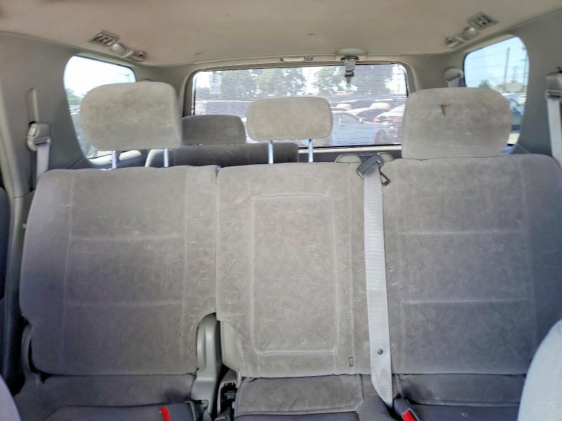 2004 Toyota Sequoia SR5