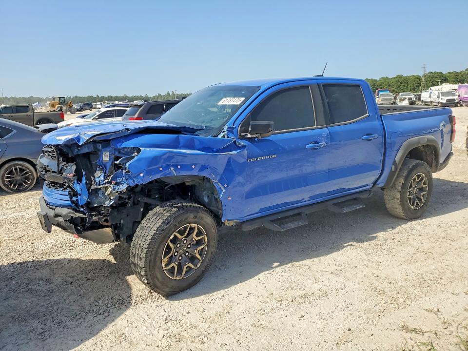 2025 Chevrolet Colorado ZR2