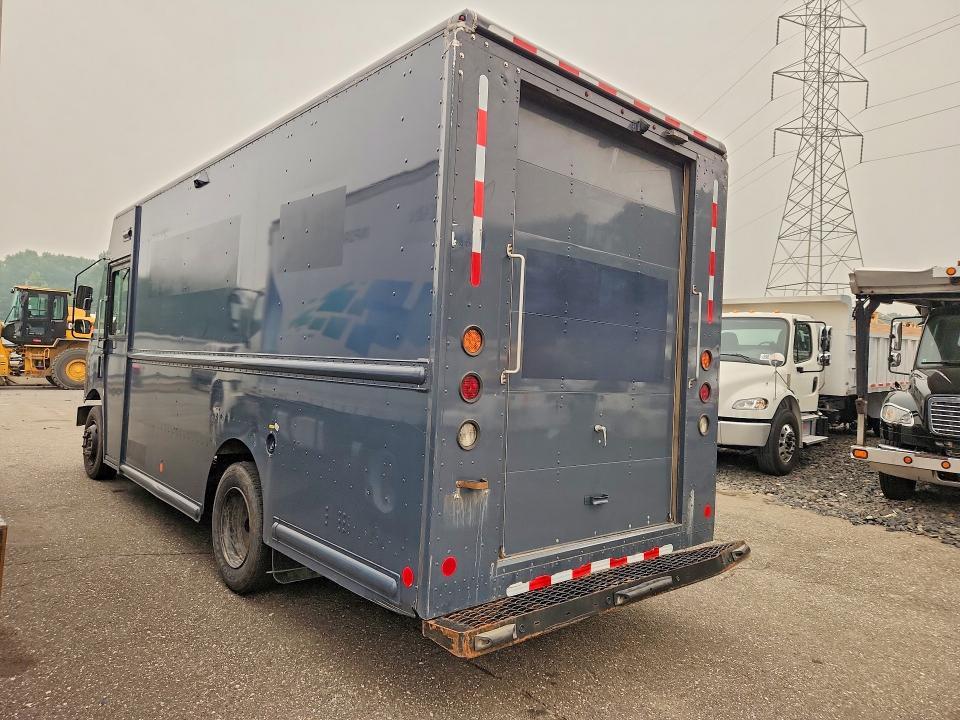 2021 Freightliner Chassis M Line WALK-IN Van