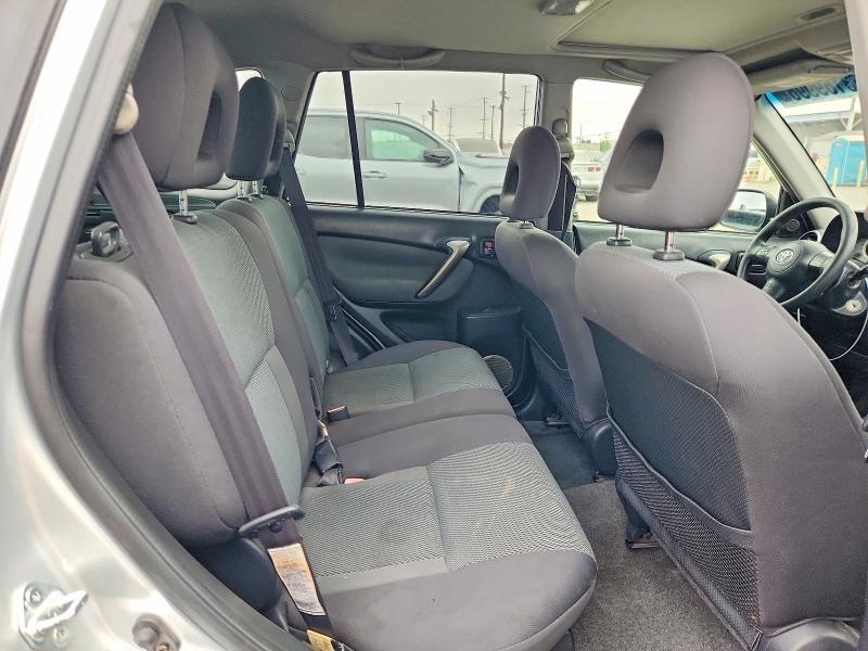 2004 Toyota Rav4 Base