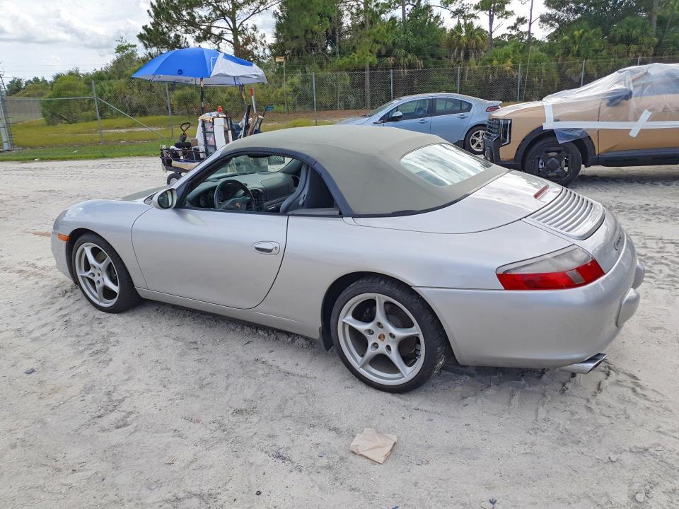 2004 Porsche 911 Carrera