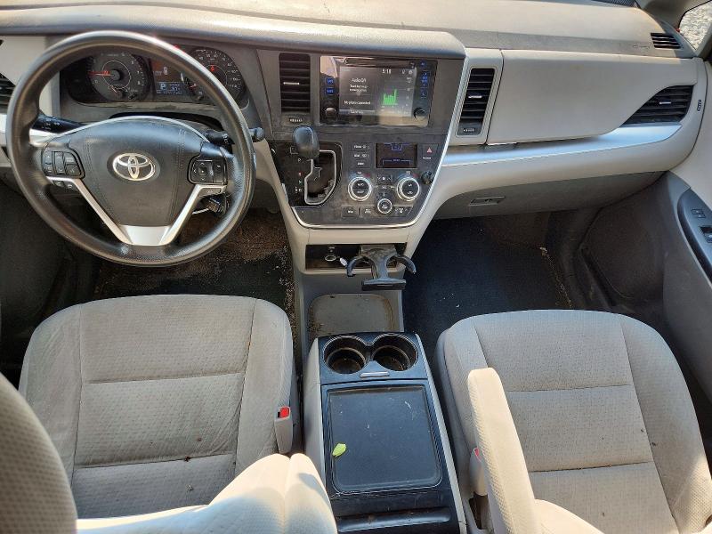 2015 Toyota Sienna le