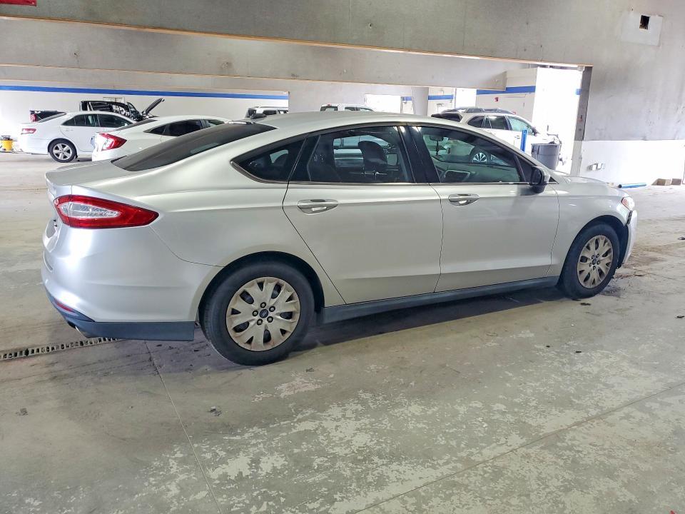 2013 Ford Fusion s