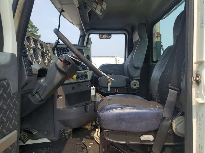 2018 Mack CXU613 Semi Truck