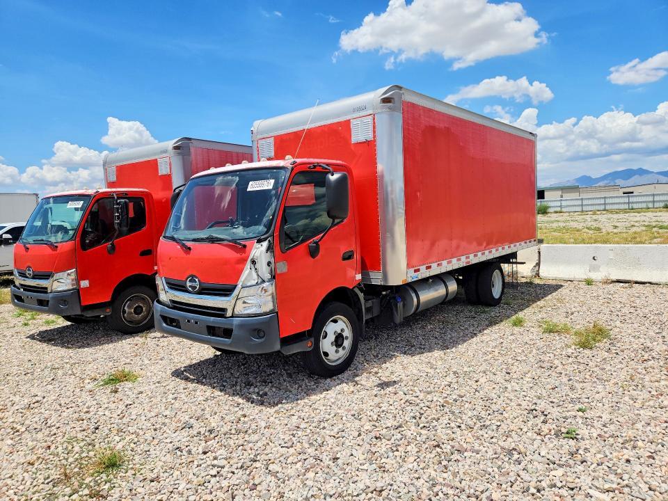 2018 Hino 195 BOX Truck
