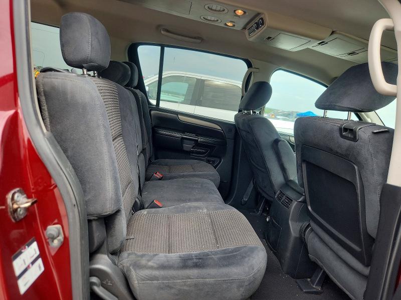 2010 Nissan Armada se