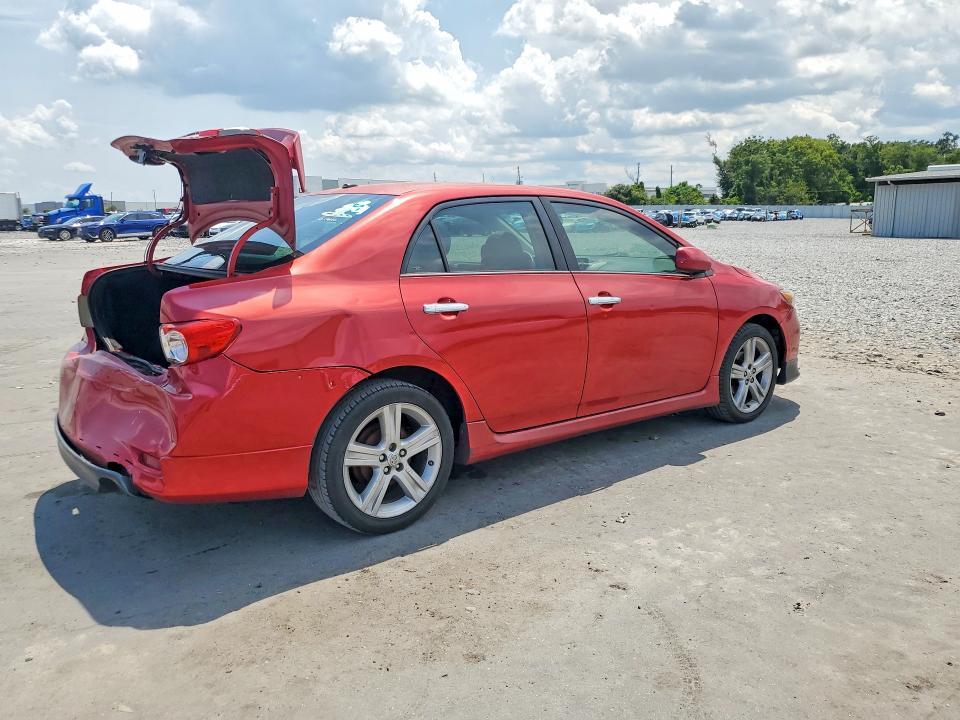 2013 Toyota Corolla s