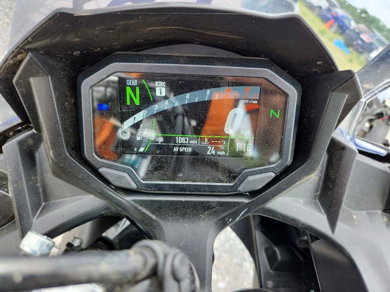 2025 Kawasaki EX650 R