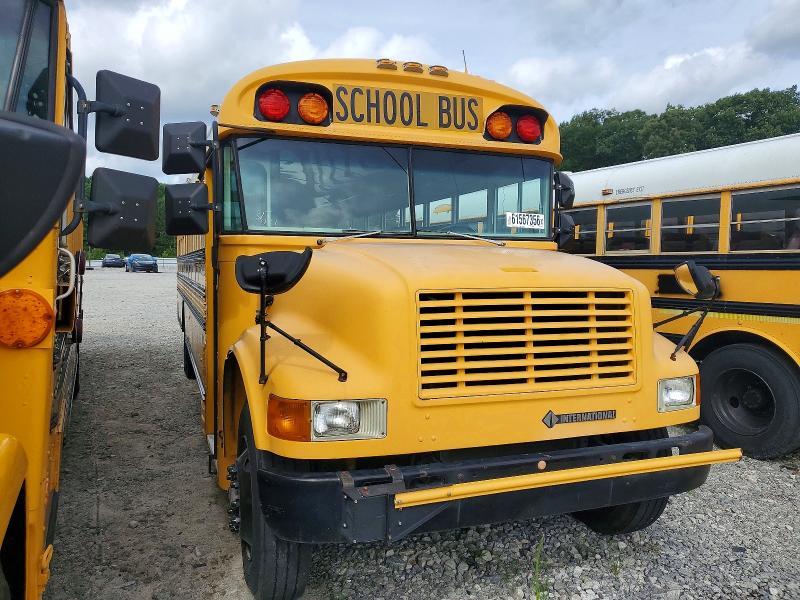 1990 International 3000 3700