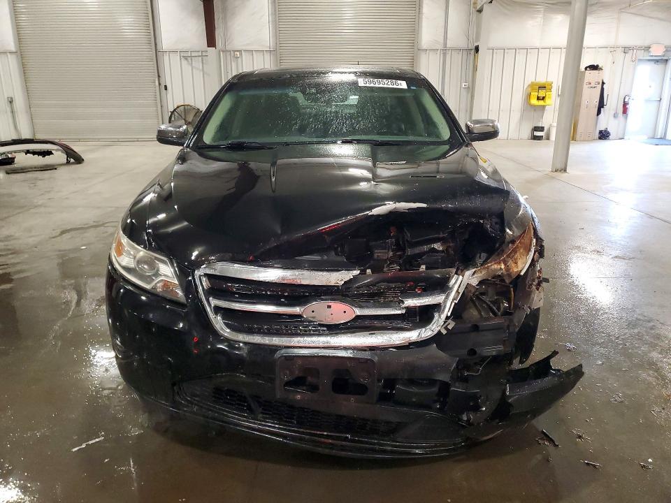 2010 Ford Taurus Limited