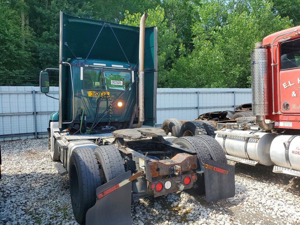 2017 Mack CXU612 Semi Truck