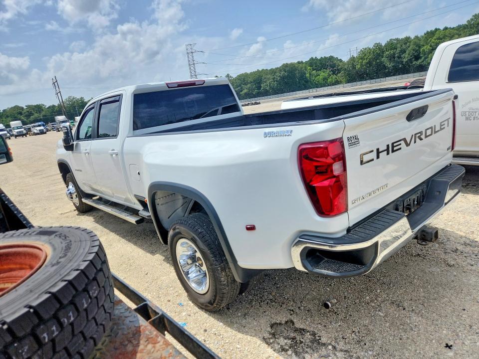 2022 Chevrolet Silverado C3500 LT