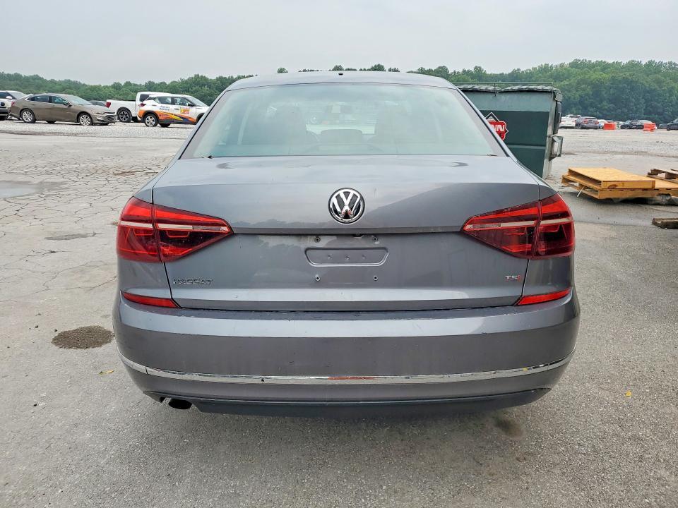 2018 Volkswagen Passat s