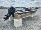2001 Alumacraft Magnum