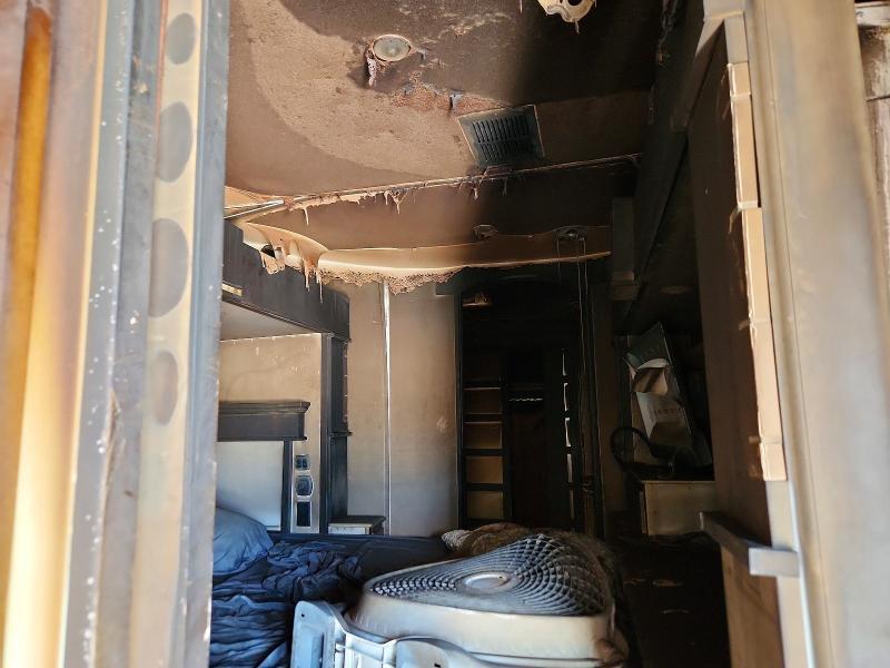 2021 Heartland Mobile Suites Camper