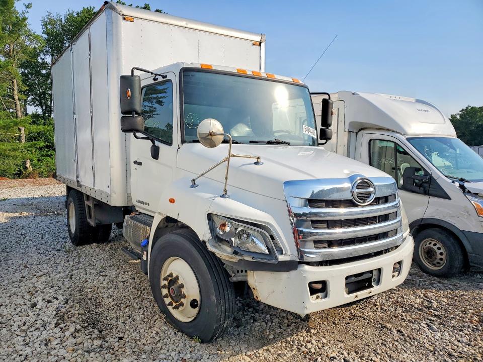 2016 Hino 338 BOX Truck