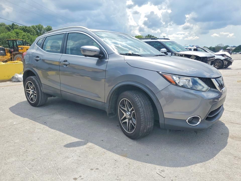 2019 Nissan Rogue Sport sv