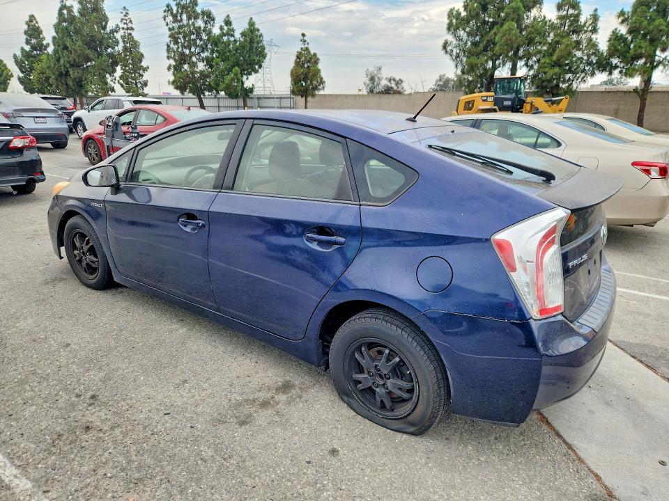 2014 Toyota Prius two