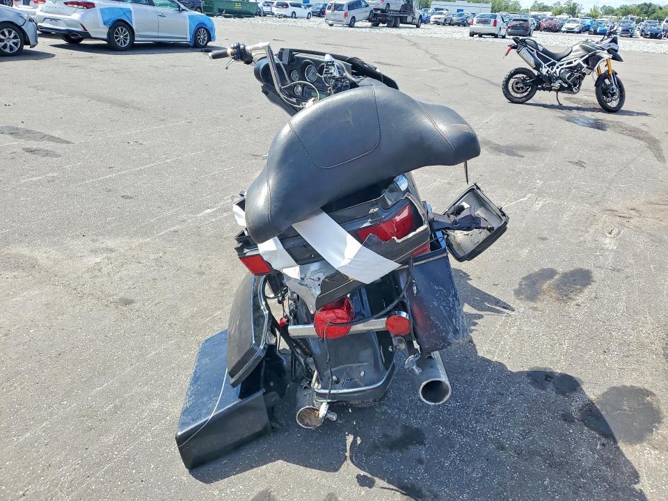 2011 Harley-Davidson Flhtk