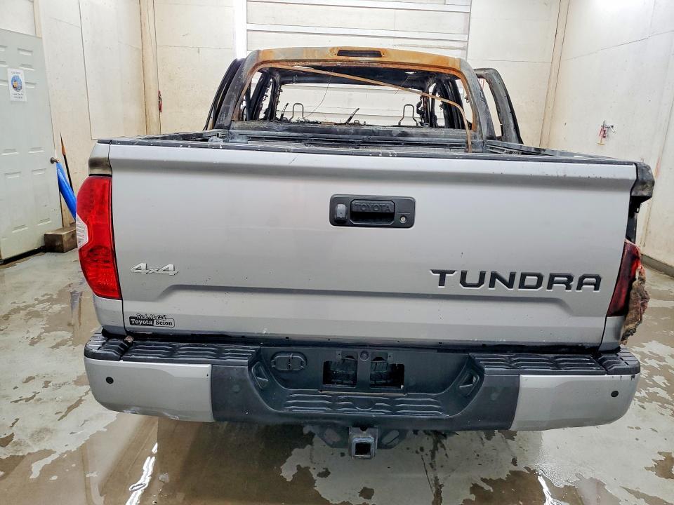2016 Toyota Tundra Platinum