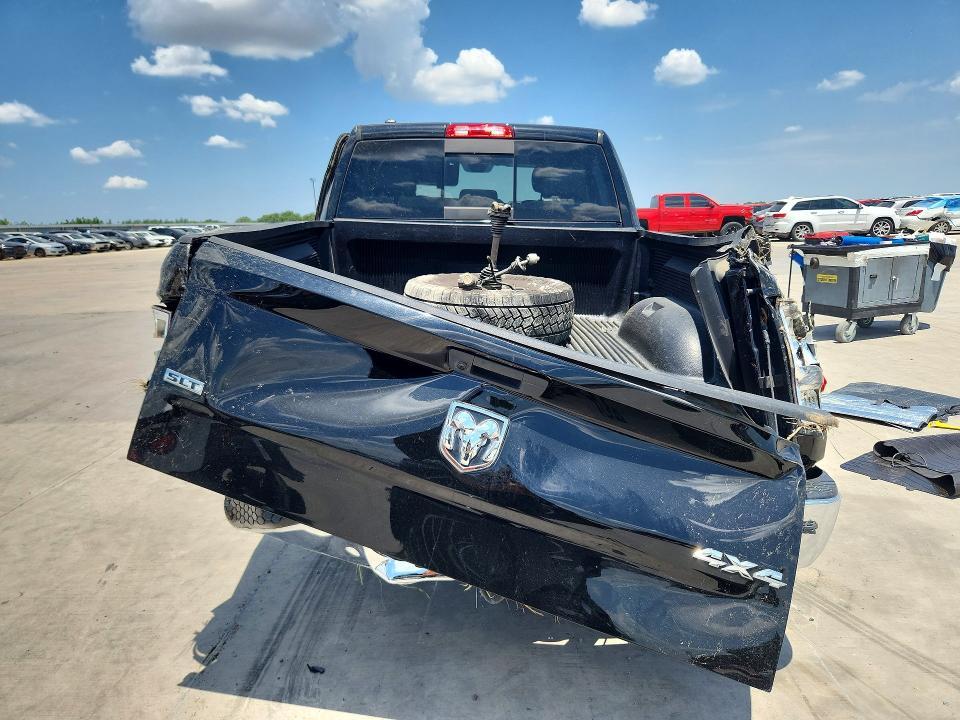 2020 Dodge RAM 1500 Classic SLT