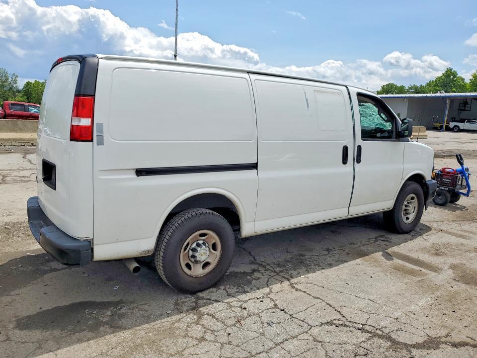 2020 Chevrolet Express G2500
