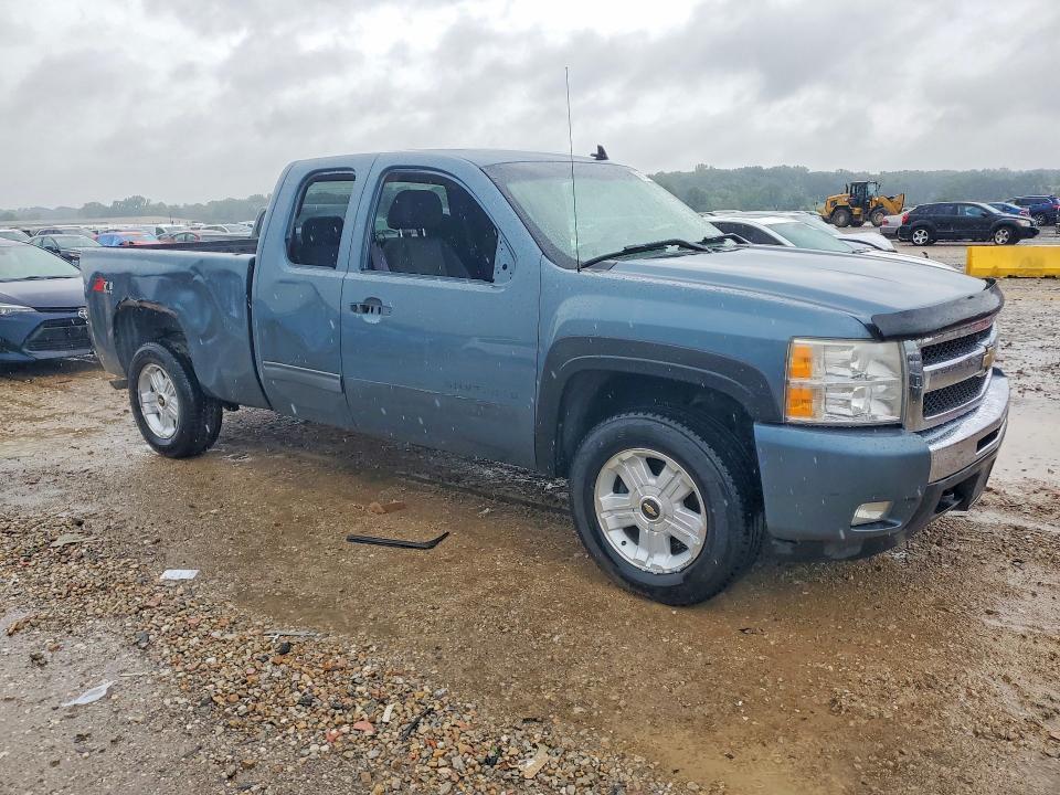 2011 Chevrolet Silverado K1500 lt