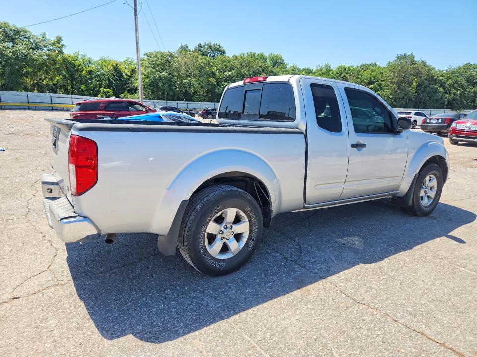 2013 Nissan Frontier S