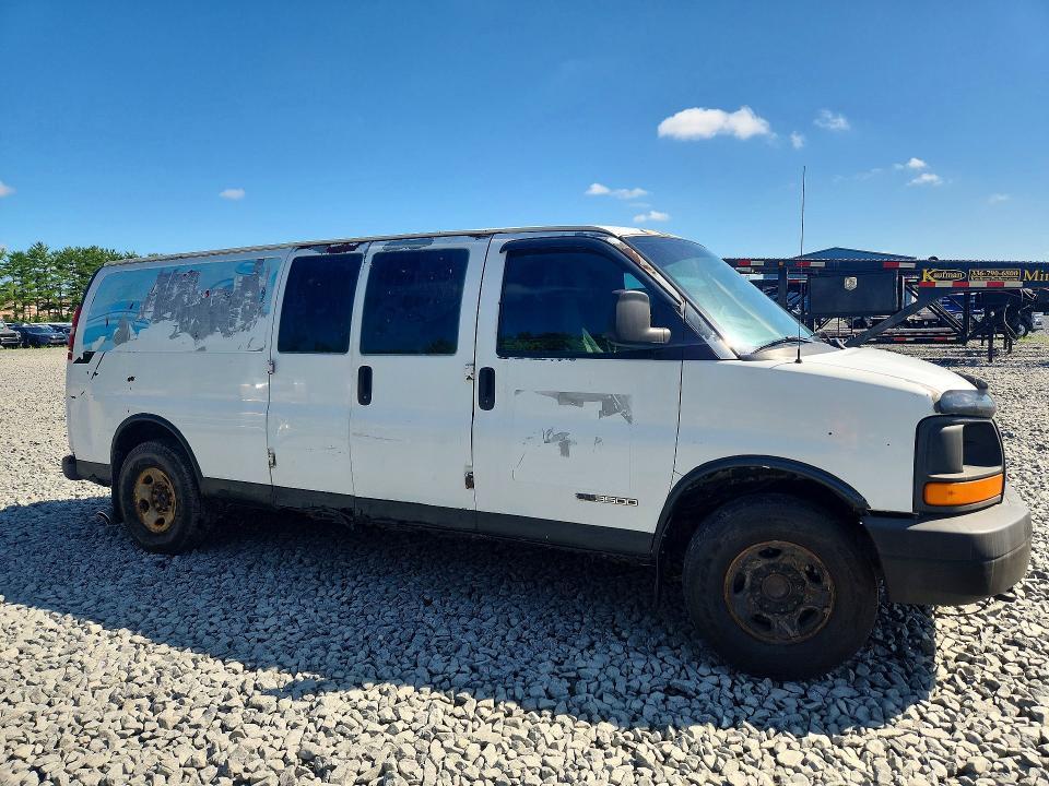 2005 GMC Savana G3500